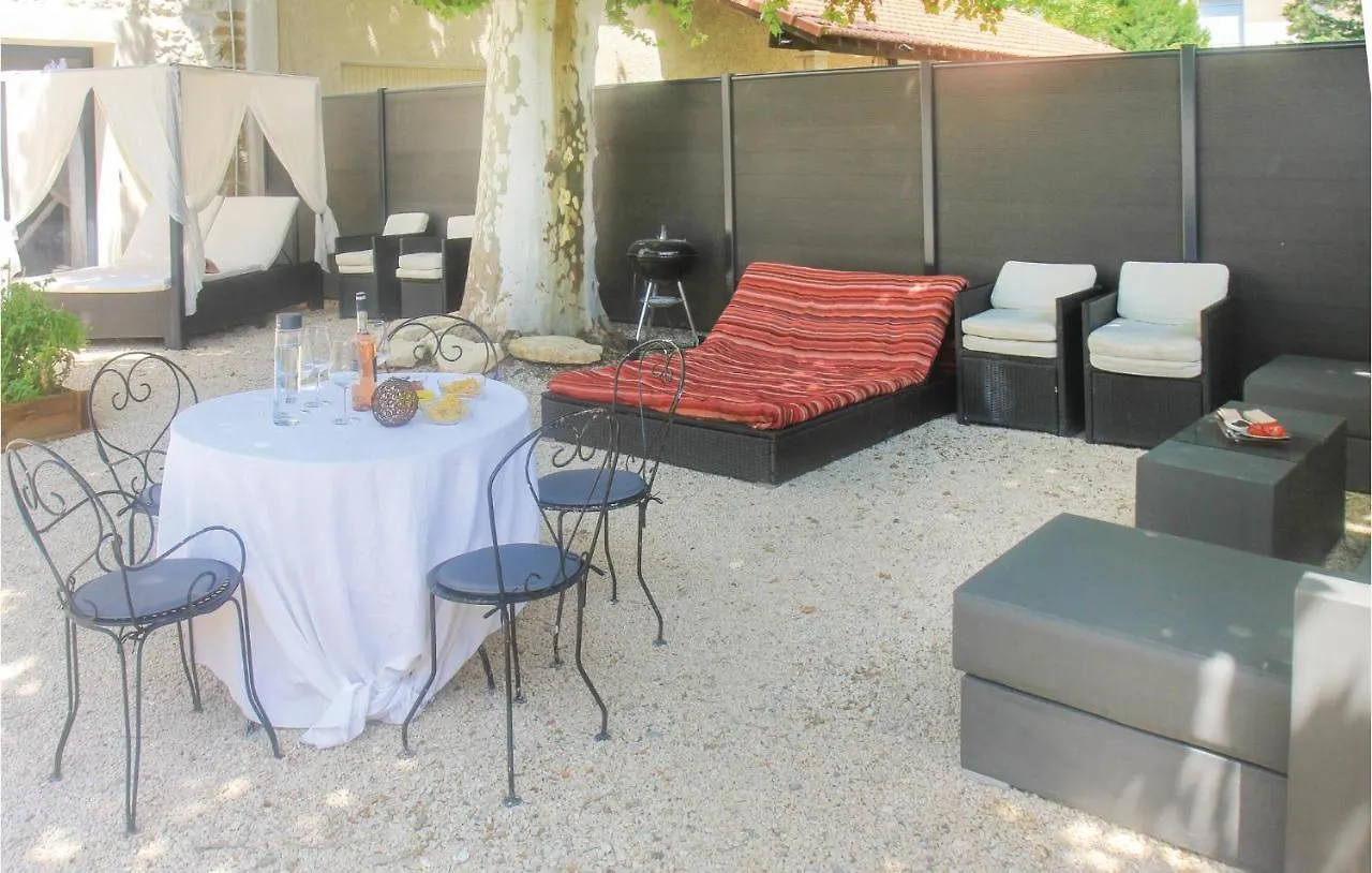 Awesome Home In Vedene With Swimming Pool Holiday home