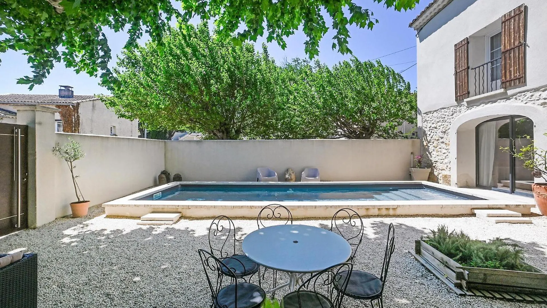 Holiday home Awesome Home In Vedene With Swimming Pool