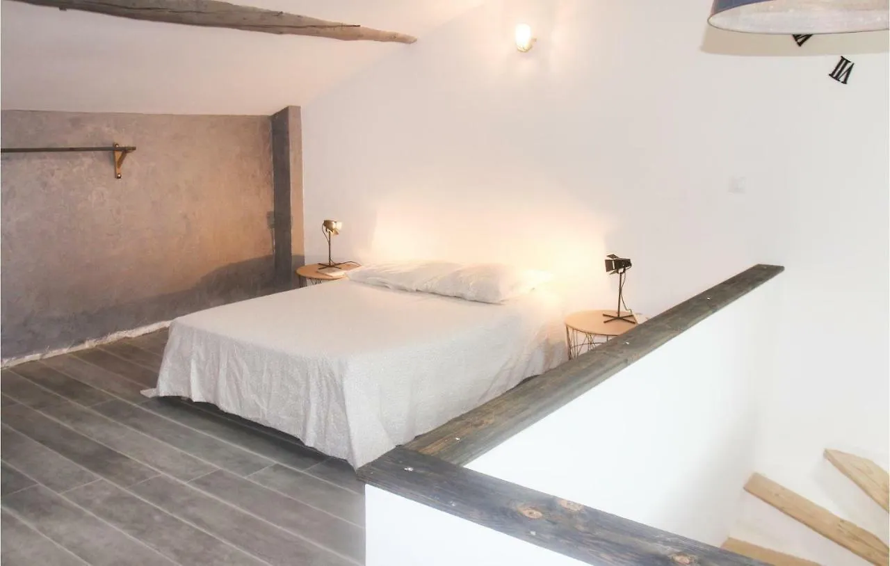Awesome Home In Vedene With Swimming Pool France